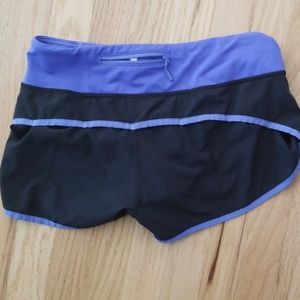 lululemon athletica Shorts - Lululemon SZ 4 Run Speed Up Shorts blue/black lululemon athletica Shorts - Lululemon SZ 4 Run Speed Up Shorts blue/black